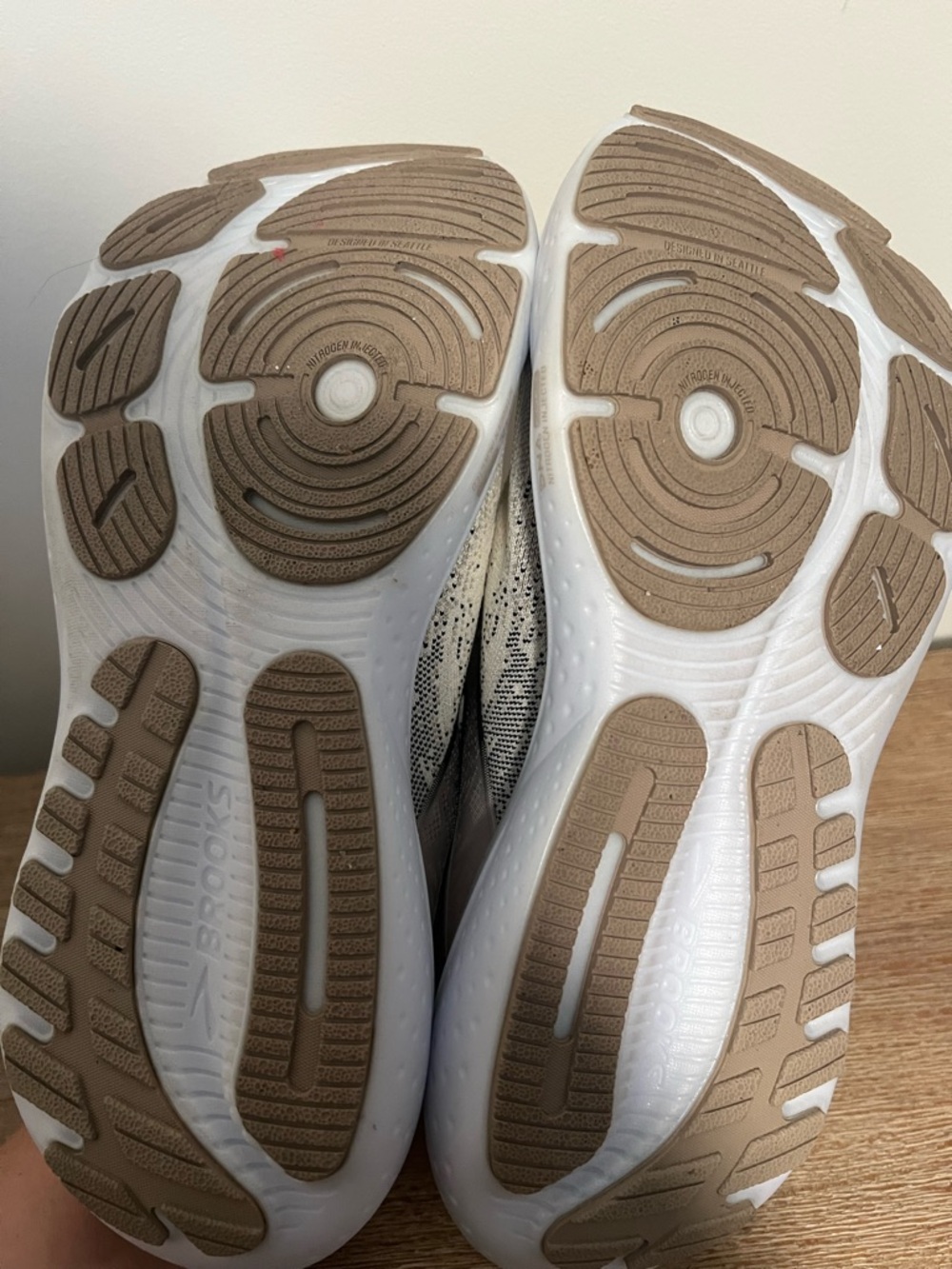 Brooks Cream and Beige Running Sneakers - Picture 5 of 6